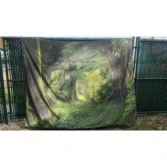 Woodland scene wall tapestry printed on polyester size 70" x 92" - Picture 1 of 2